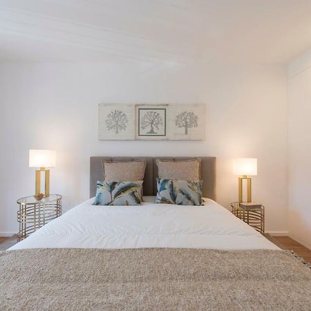 Lovelystay - Downtown Balcony Apartment With Free Parking Porto Exteriér fotografie
