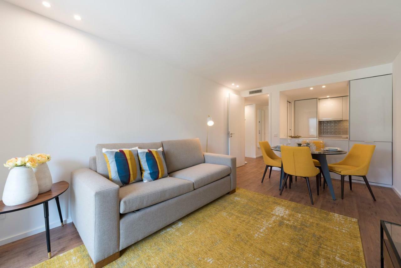 Lovelystay - Downtown Balcony Apartment With Free Parking Porto Exteriér fotografie