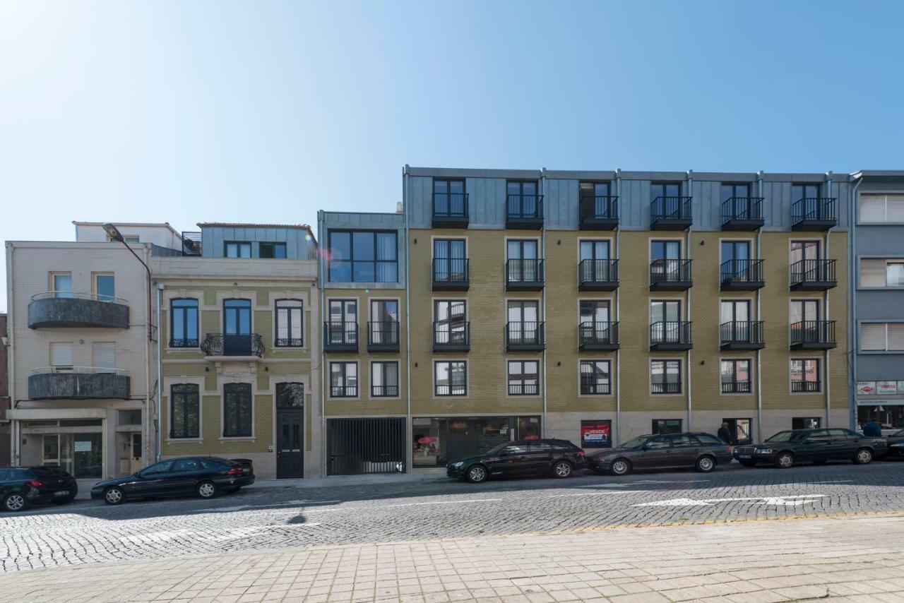 Lovelystay - Downtown Balcony Apartment With Free Parking Porto Exteriér fotografie