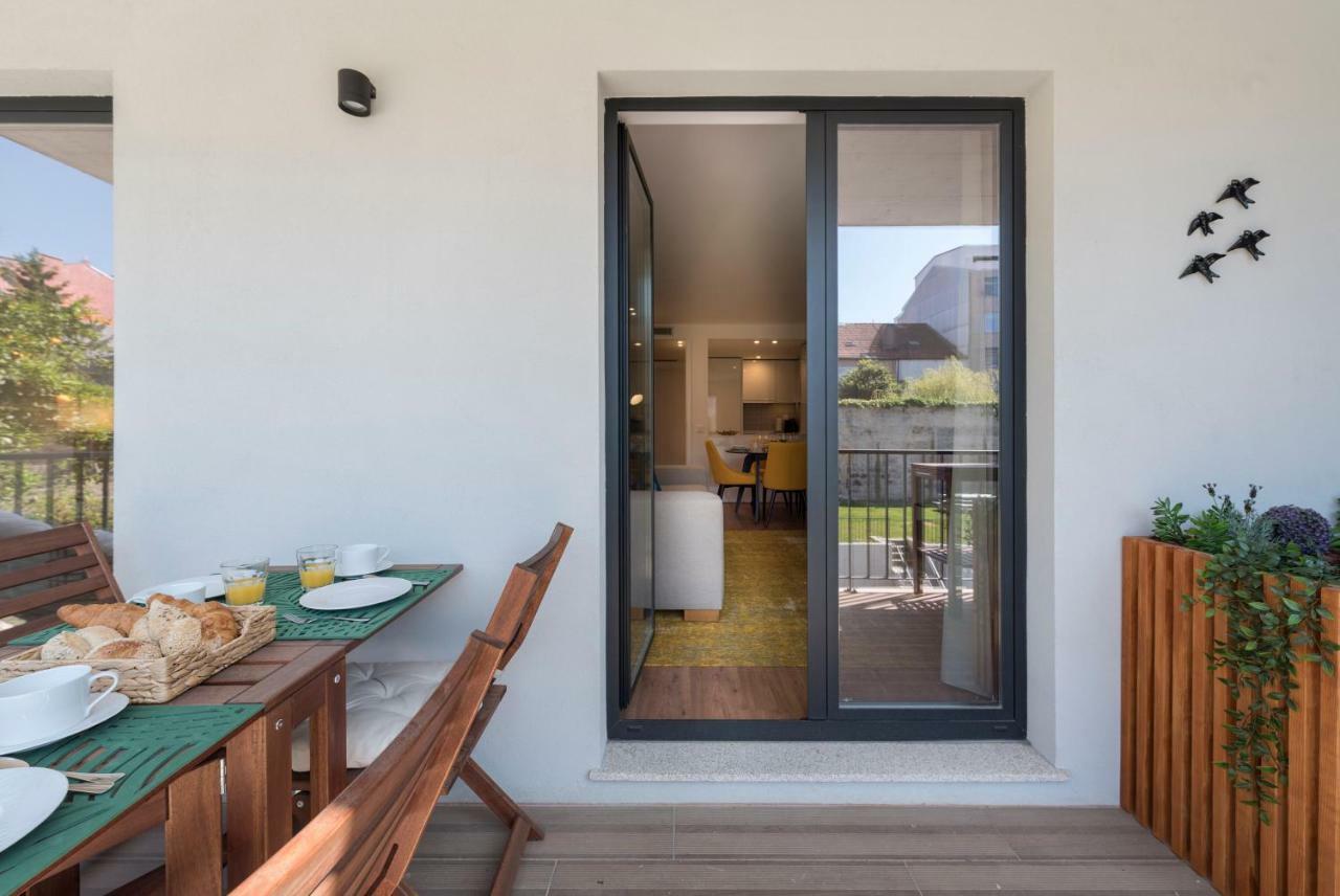 Lovelystay - Downtown Balcony Apartment With Free Parking Porto Exteriér fotografie